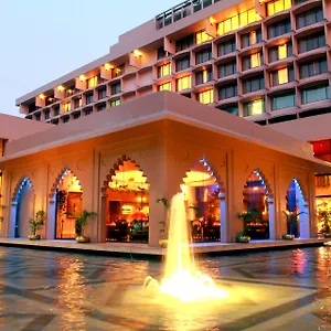 Pan Pacific Sonargaon ***** Dhaka